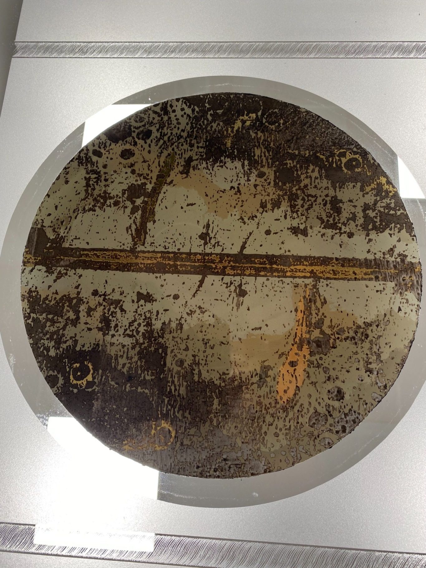 matiere visible a travers verre grave porte coulissante artistique par Amandine Mangenot